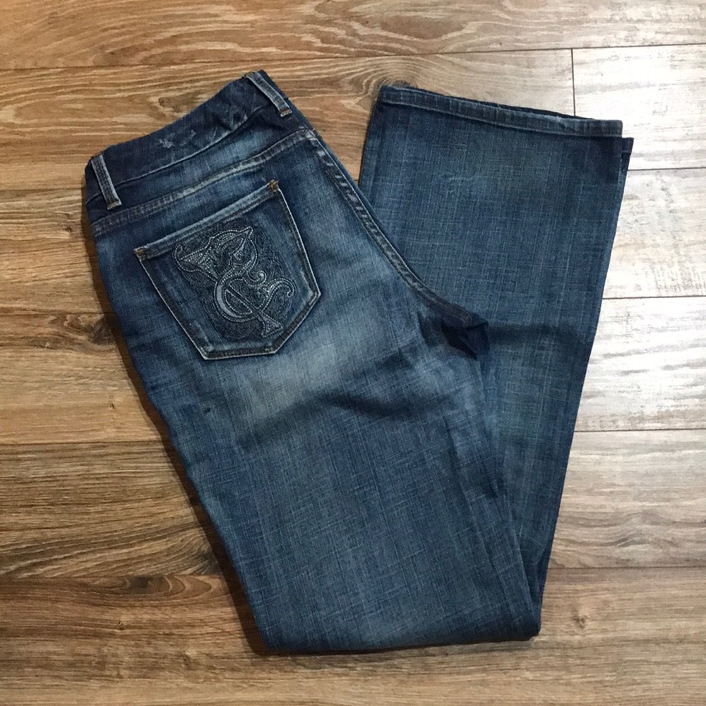 Seven jeans lightly distressed